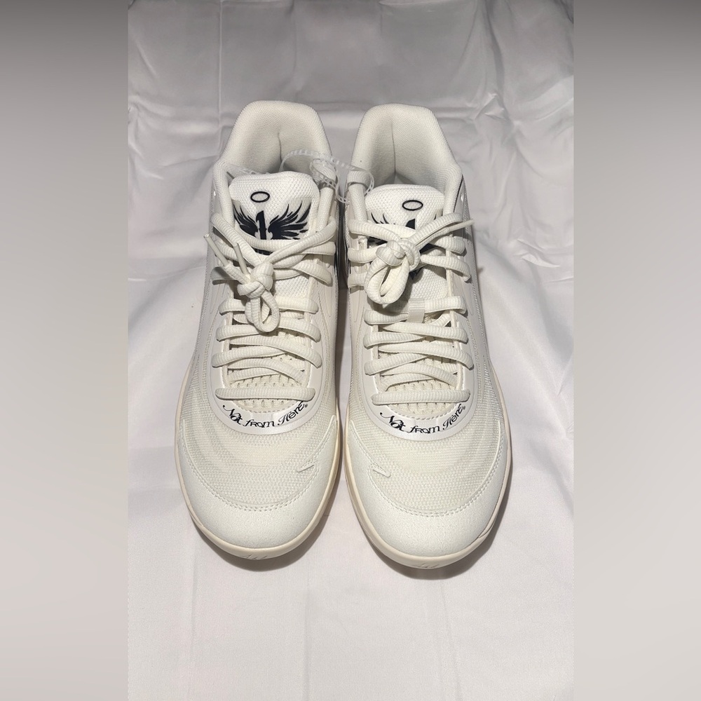 Puma LaMelo Ball MB.02 “Whispers”
